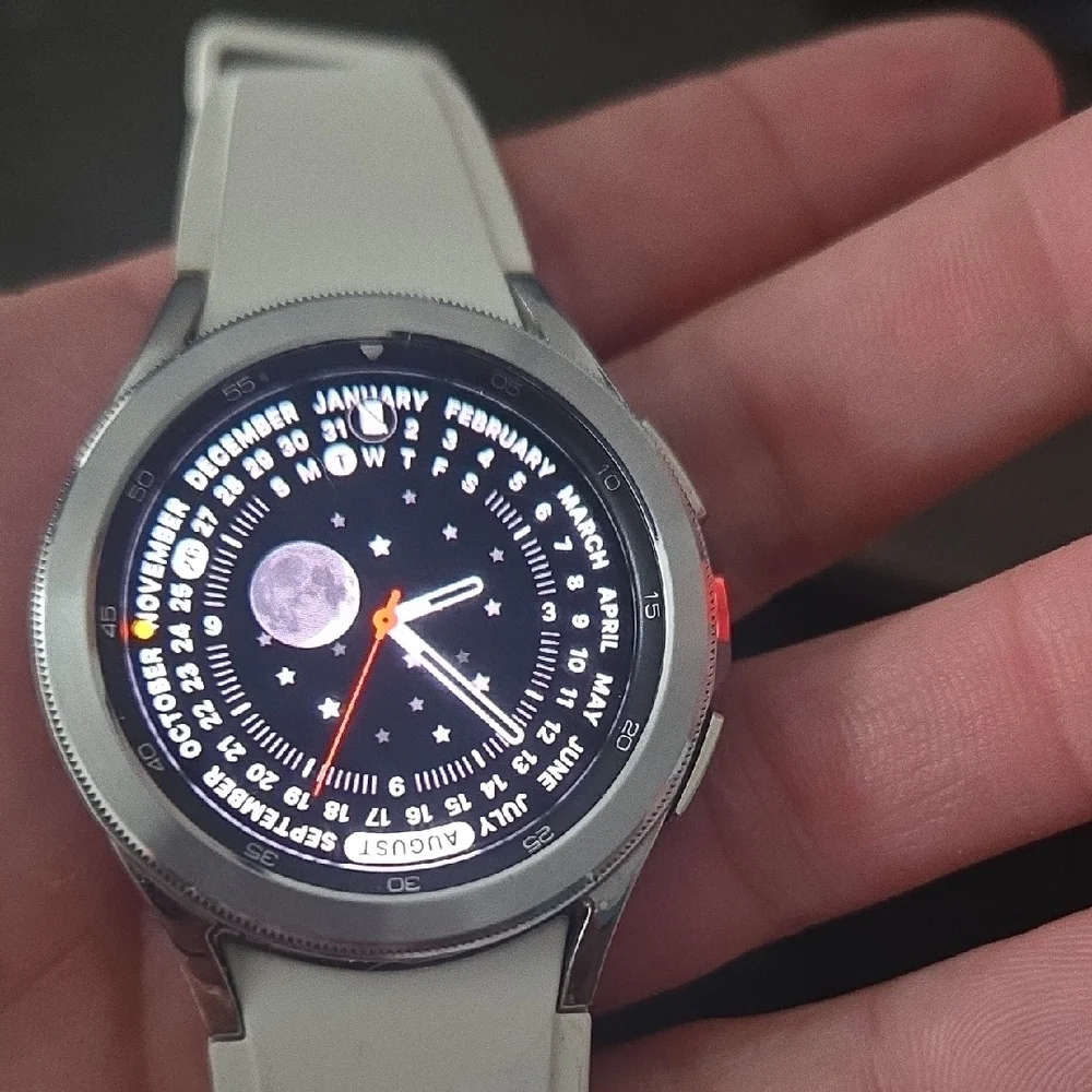 Samsung Silver and White Smartwatch